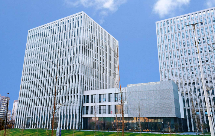 江阴市启明建材有限公司水泥砂石批发选型与工程适配指南